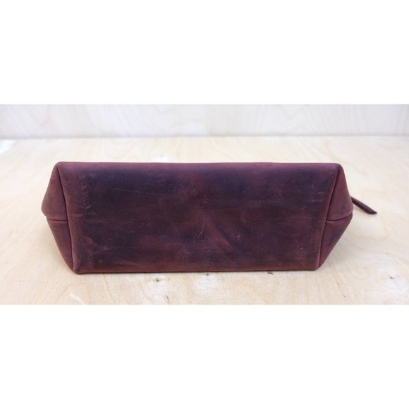 Personalized Leather Toiletry Bag (Embossed with "LAURA") - Picture 4 of 7